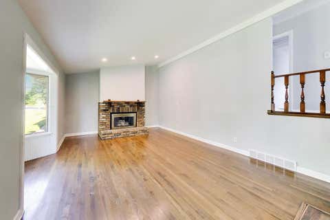 Tiny photo for 2925 E 188th Place, Lansing, IL 60438 (MLS # 12707668)