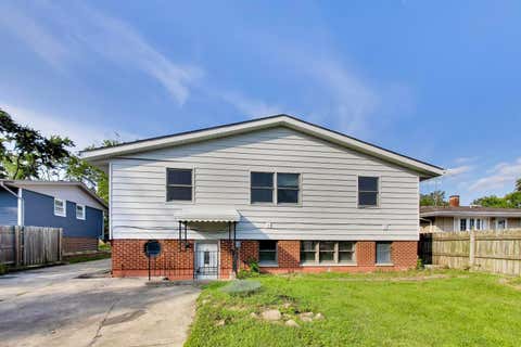 Tiny photo for 2925 E 188th Place, Lansing, IL 60438 (MLS # 12707668)