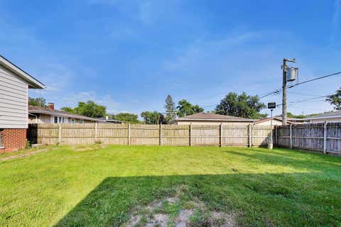 Tiny photo for 2925 E 188th Place, Lansing, IL 60438 (MLS # 12707668)
