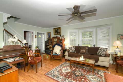 Tiny photo for 323 Church Street, Batavia, IL 60510 (MLS # 12368962)