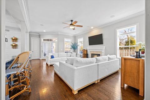 Tiny photo for 995 Harvard Court, Highland Park, IL 60035 (MLS # 12556671)