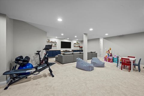 Tiny photo for 995 Harvard Court, Highland Park, IL 60035 (MLS # 12556671)