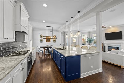 Tiny photo for 995 Harvard Court, Highland Park, IL 60035 (MLS # 12556671)