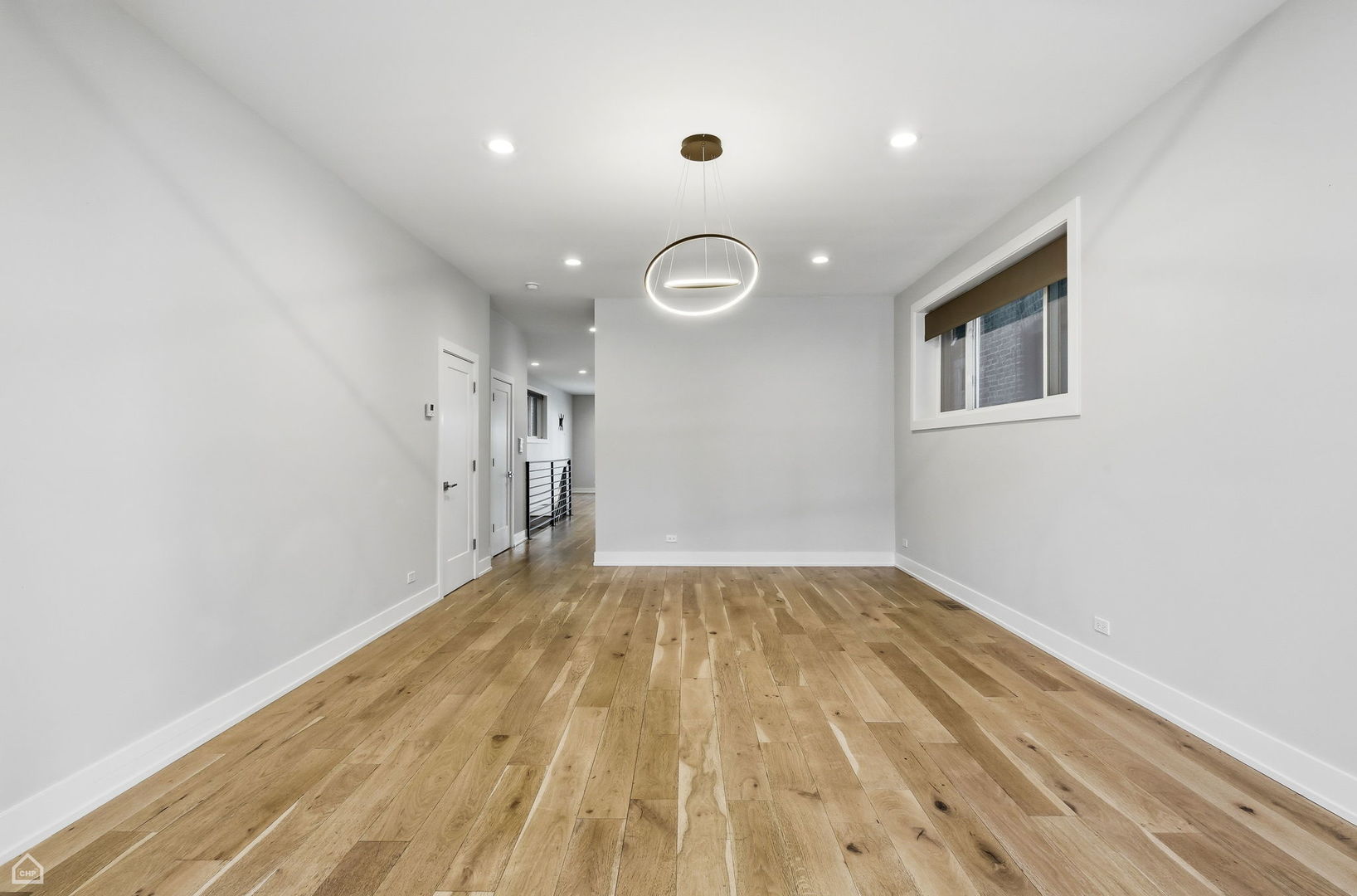 1042 S Oakley Boulevard 1