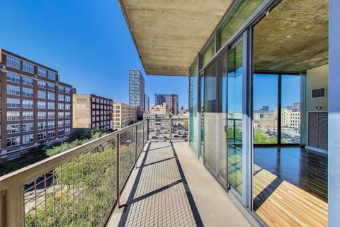 Tiny photo for 321 S Sangamon Street #605, Chicago, IL 60607 (MLS # 12484516)