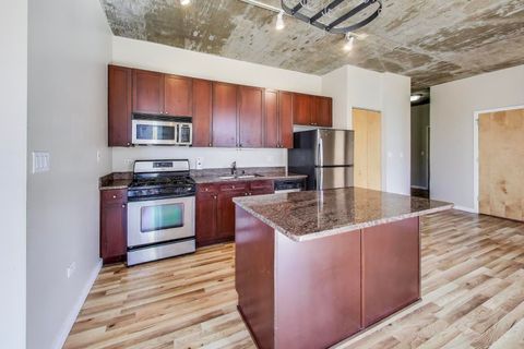 Tiny photo for 321 S Sangamon Street #605, Chicago, IL 60607 (MLS # 12484516)
