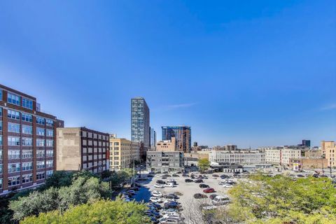 Tiny photo for 321 S Sangamon Street #605, Chicago, IL 60607 (MLS # 12484516)