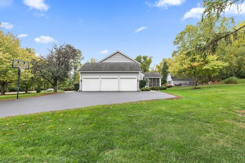 Tiny photo for 36W225 Hickory Hollow Drive, Dundee, IL 60118 (MLS # 12496122)