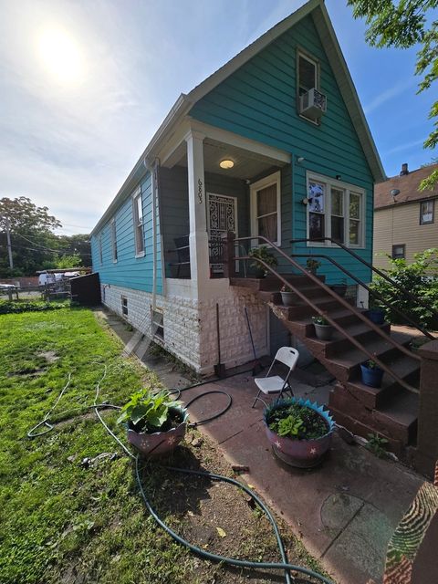 Tiny photo for 6805 S Wood Street, Chicago, IL 60636 (MLS # 12422352)