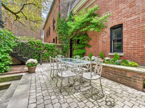 Tiny photo for 1454 N Dearborn Street, Chicago, IL 60610 (MLS # 12573383)