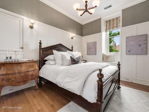 Tiny photo for 1454 N Dearborn Street, Chicago, IL 60610 (MLS # 12573383)