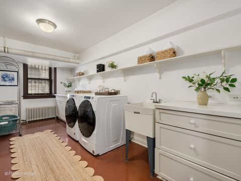 Tiny photo for 1454 N Dearborn Street, Chicago, IL 60610 (MLS # 12573383)