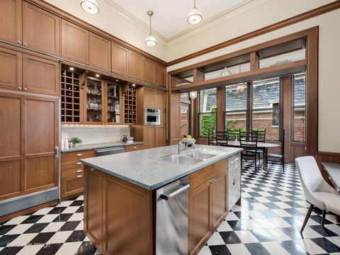 Tiny photo for 1454 N Dearborn Street, Chicago, IL 60610 (MLS # 12573383)