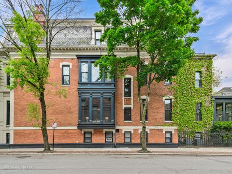 Tiny photo for 1454 N Dearborn Street, Chicago, IL 60610 (MLS # 12573383)