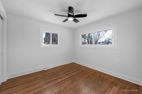 Tiny photo for 1004 S Grove Avenue, Barrington, IL 60010 (MLS # 12552341)