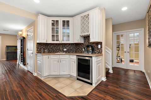 Tiny photo for 1396 Notre Dame Drive, Lemont, IL 60439 (MLS # 12598245)