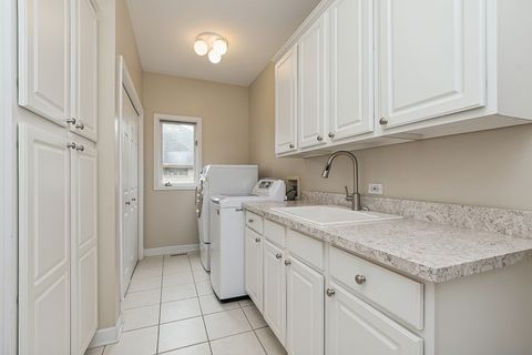 Tiny photo for 1396 Notre Dame Drive, Lemont, IL 60439 (MLS # 12598245)