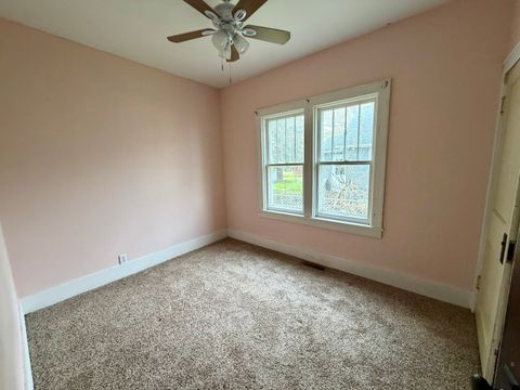 Tiny photo for 806 N 3rd Street, Clinton, IA 52732 (MLS # 12601458)