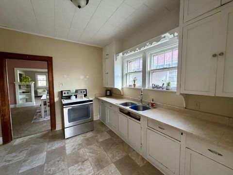 Tiny photo for 806 N 3rd Street, Clinton, IA 52732 (MLS # 12601458)