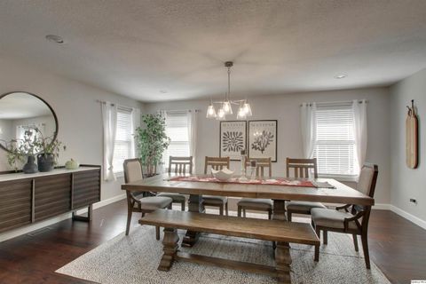 Tiny photo for 1532 Winsor Dr. Dr, Quincy, IL 62305 (MLS # 12494429)