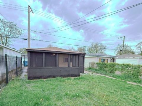 Tiny photo for 7533 S Michigan Avenue, Chicago, IL 60619 (MLS # 12623890)