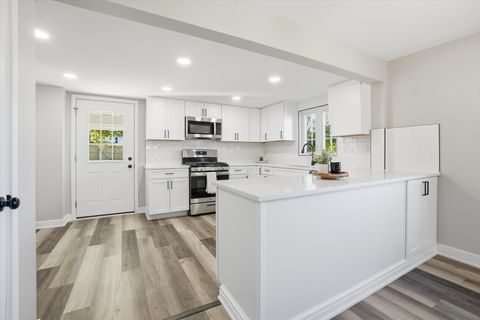 Tiny photo for 1313 Elizabeth Street, Joliet, IL 60435 (MLS # 12539426)