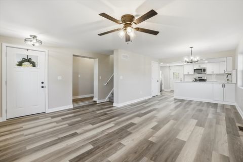 Tiny photo for 1313 Elizabeth Street, Joliet, IL 60435 (MLS # 12539426)