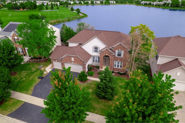 196 CHAPIN WAY, OSWEGO, IL 60543 - Image fac98963eb7bdf6d8e3c1b91bbcbd3e4/2401450611