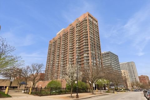 4170 N Marine Drive 18D Chicago IL 60613