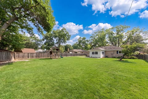 Tiny photo for 114 N Elm Street, Mount Prospect, IL 60056 (MLS # 12738320)