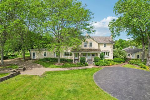 Photo of 62 Dundee Lane, Barrington, IL 60010 (MLS # 12660754)