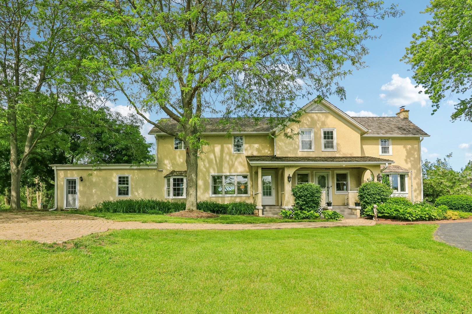 62 Dundee Lane