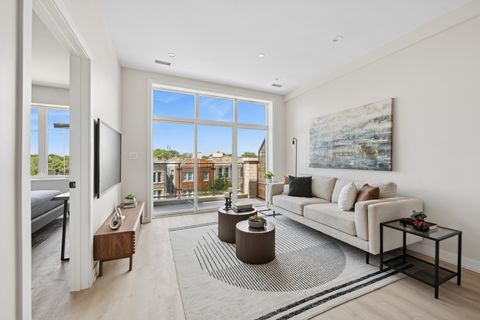 Tiny photo for 1355 N Western Avenue #2B, Chicago, IL 60622 (MLS # 12517350)