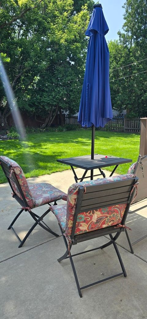 Tiny photo for 1278 E River Drive, Des Plaines, IL 60018 (MLS # 12395510)