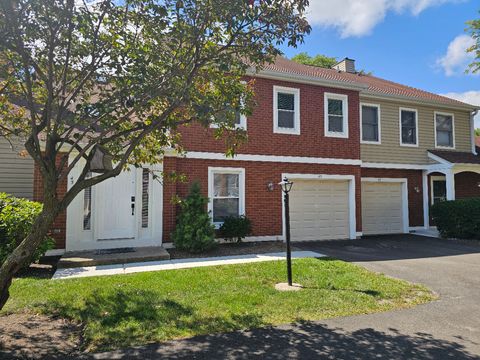 Photo of 45 S Stonington Drive #4, Palatine, IL 60074 (MLS # 12465759)