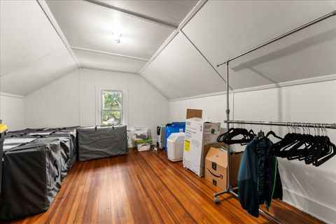 Tiny photo for 805 W Indiana Avenue, Urbana, IL 61801 (MLS # 12474124)