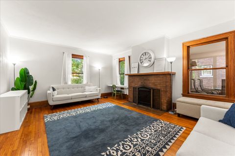 Tiny photo for 805 W Indiana Avenue, Urbana, IL 61801 (MLS # 12474124)