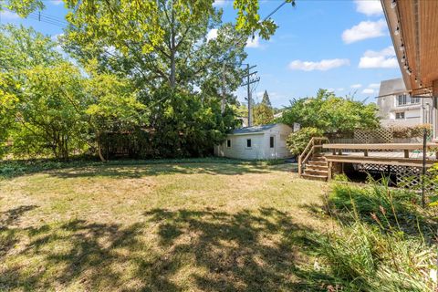 Tiny photo for 805 W Indiana Avenue, Urbana, IL 61801 (MLS # 12474124)