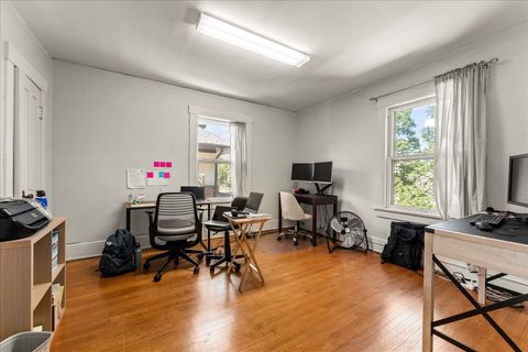 Tiny photo for 805 W Indiana Avenue, Urbana, IL 61801 (MLS # 12474124)