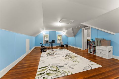 Tiny photo for 805 W Indiana Avenue, Urbana, IL 61801 (MLS # 12474124)