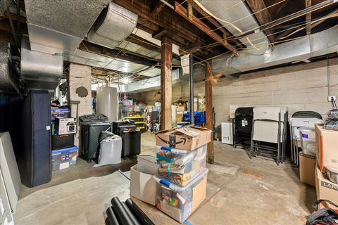 Tiny photo for 805 W Indiana Avenue, Urbana, IL 61801 (MLS # 12474124)