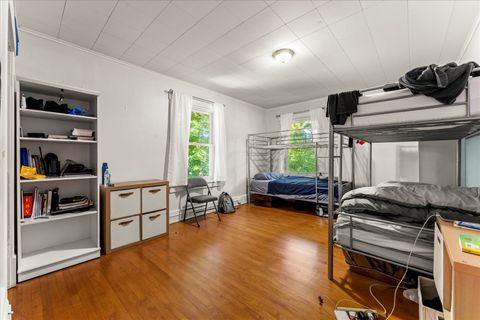 Tiny photo for 805 W Indiana Avenue, Urbana, IL 61801 (MLS # 12474124)