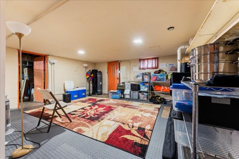 Tiny photo for 805 W Indiana Avenue, Urbana, IL 61801 (MLS # 12474124)