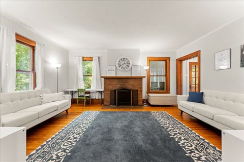 Tiny photo for 805 W Indiana Avenue, Urbana, IL 61801 (MLS # 12474124)