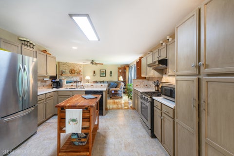 Tiny photo for 402 Hubbard Lane, Lake Villa, IL 60046 (MLS # 12732690)