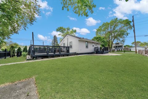 Tiny photo for 10045 S Kostner Avenue, Oak Lawn, IL 60453 (MLS # 12371110)