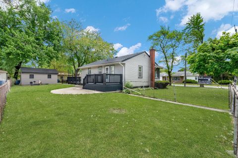 Tiny photo for 10045 S Kostner Avenue, Oak Lawn, IL 60453 (MLS # 12371110)