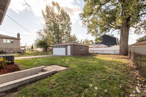 Tiny photo for 10956 S Nagle Avenue, Worth, IL 60482 (MLS # 12532424)