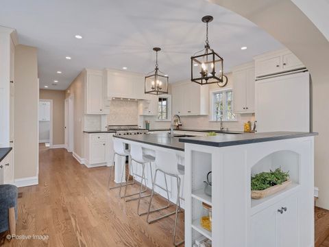 Tiny photo for 4317 Prospect Avenue, Western Springs, IL 60558 (MLS # 12609792)