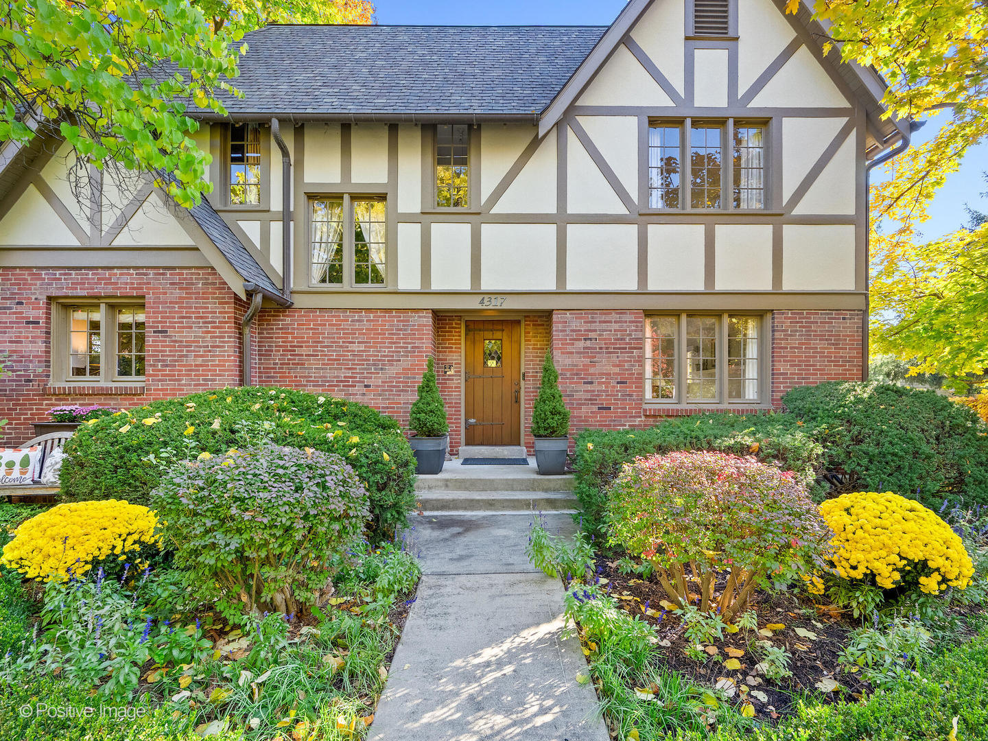 4317 Prospect Avenue